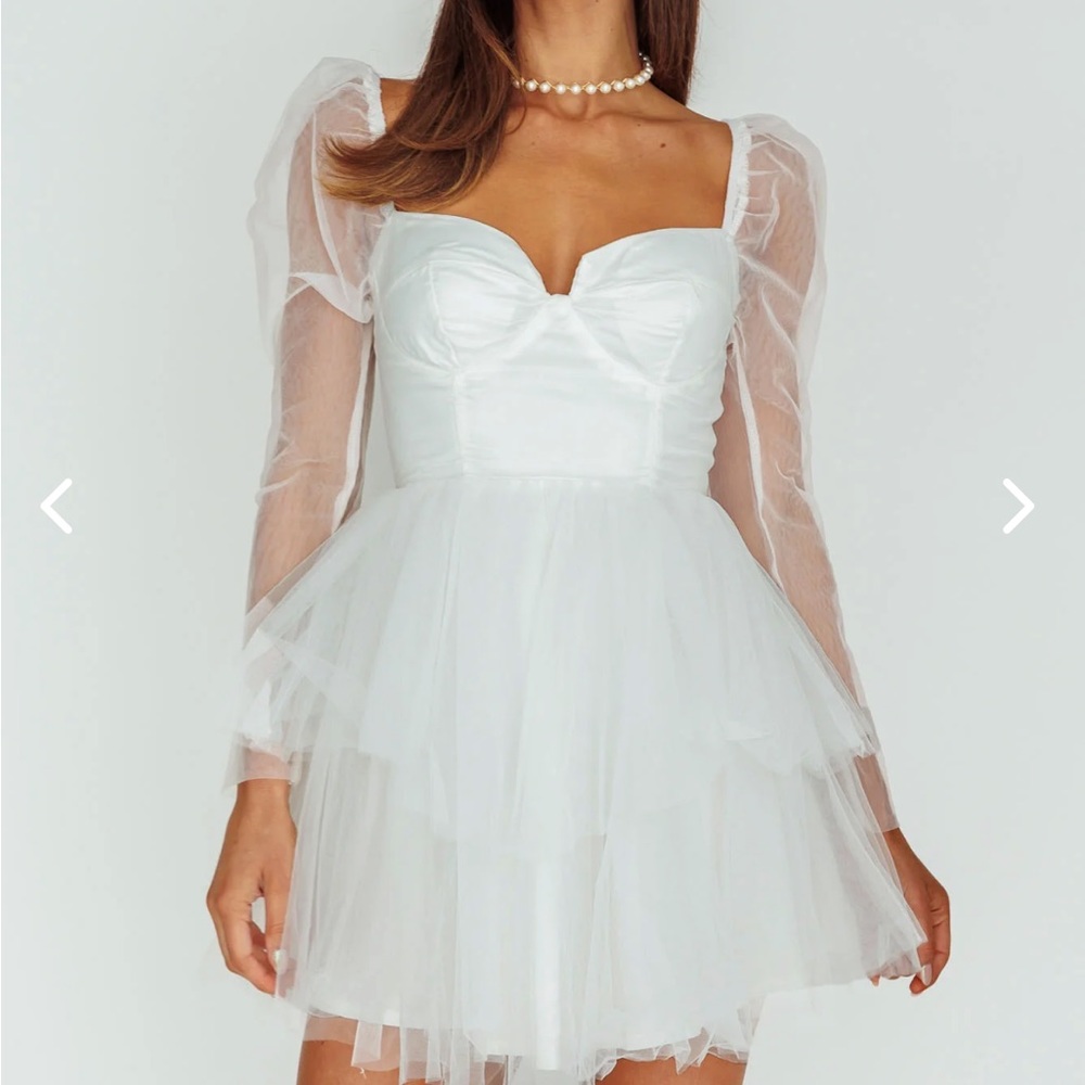 Selfie Leslie White Tulle Mini Wedding Dress with Puff Sleeves
